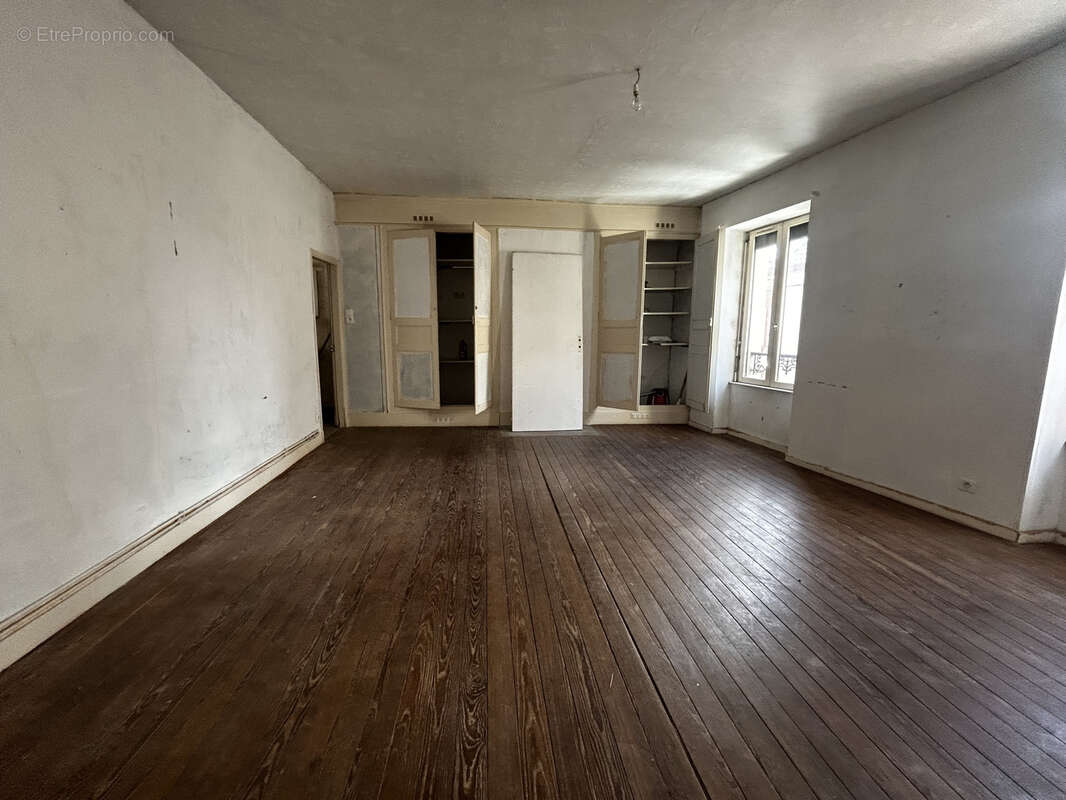 Maison à FRENEUSE