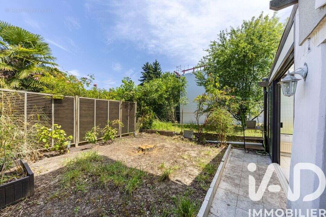 Photo 3 - Appartement à RUEIL-MALMAISON