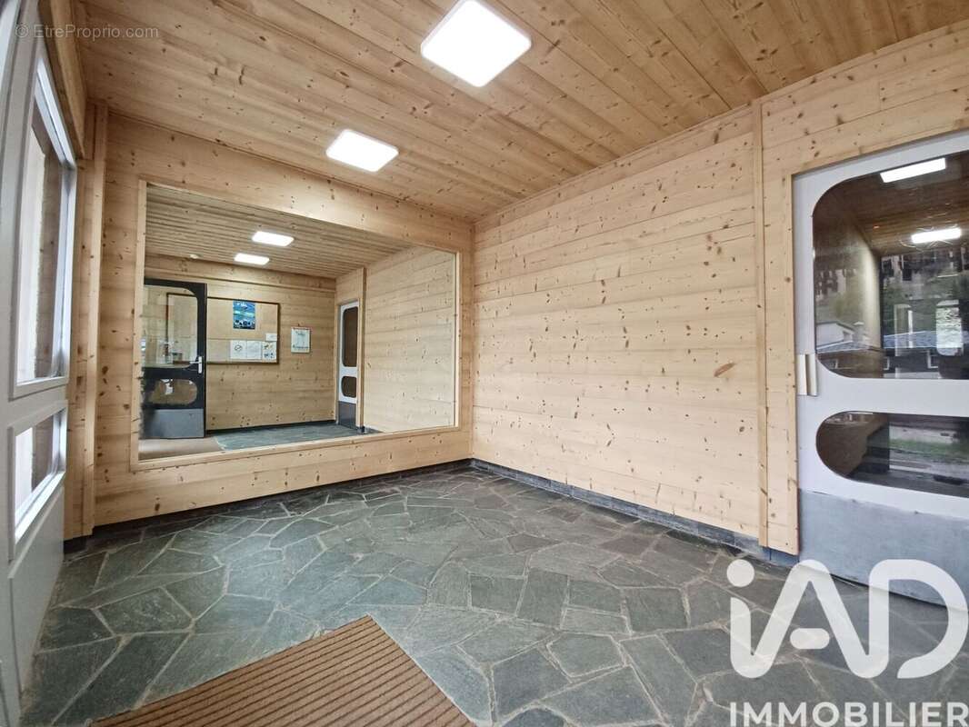 Appartement 15 m² à Auris  - photo 8
