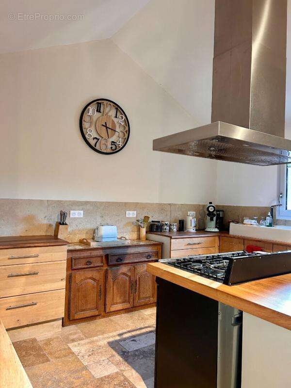 Maison à LES EYZIES-DE-TAYAC-SIREUIL