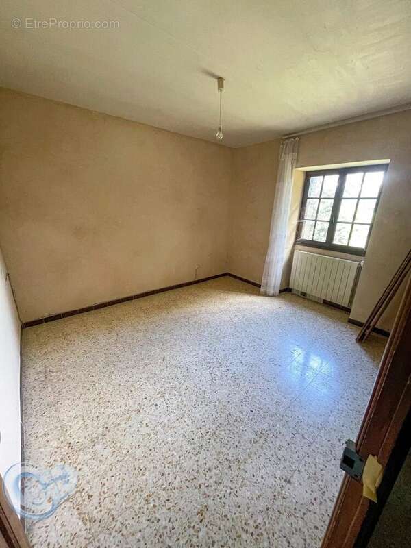 Appartement à SAINT-TRINIT