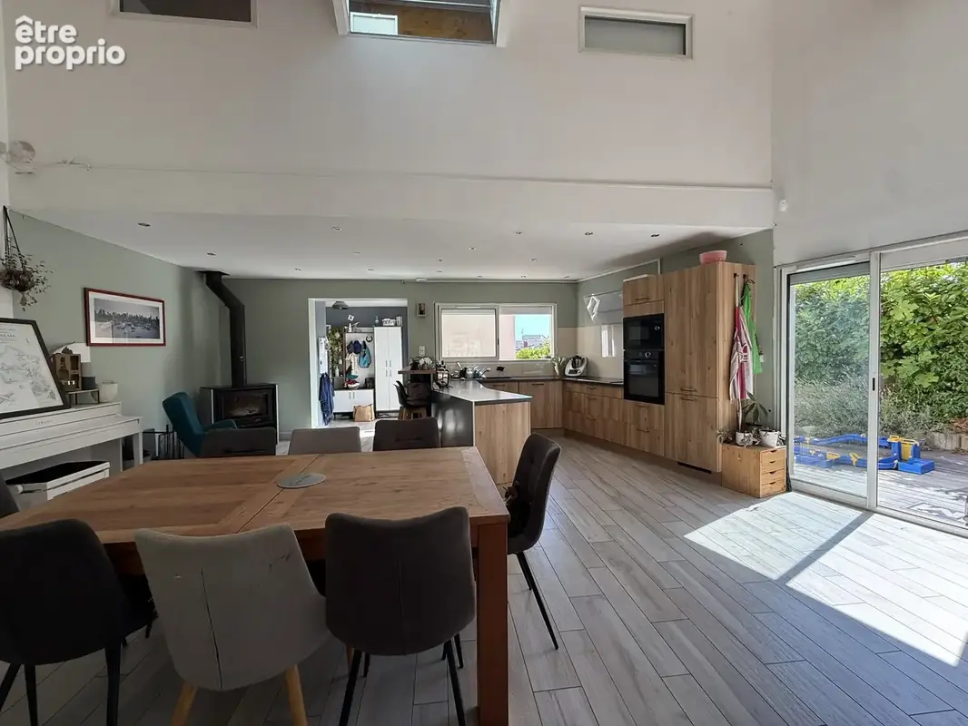 En exclusivité à Ramonville ! Maison familiale avec jardin et garage située au calme ! - photo 6