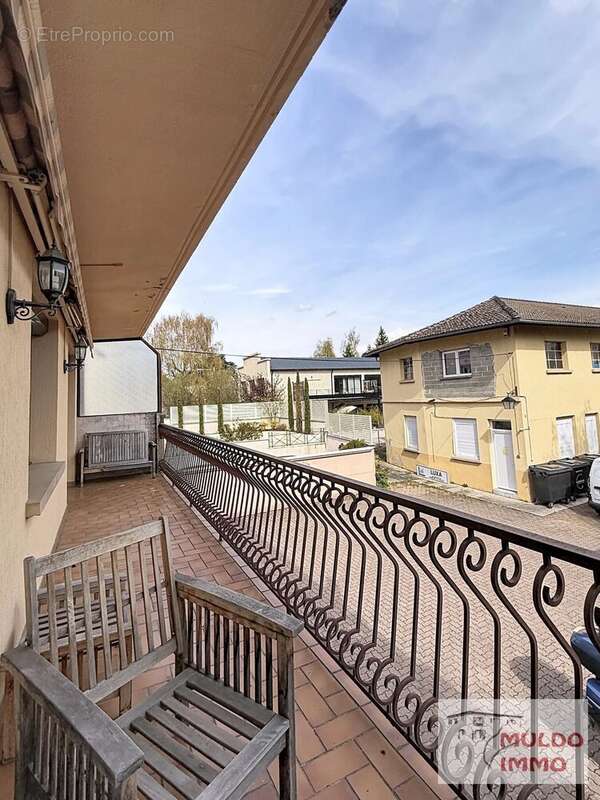 Maison à OYONNAX