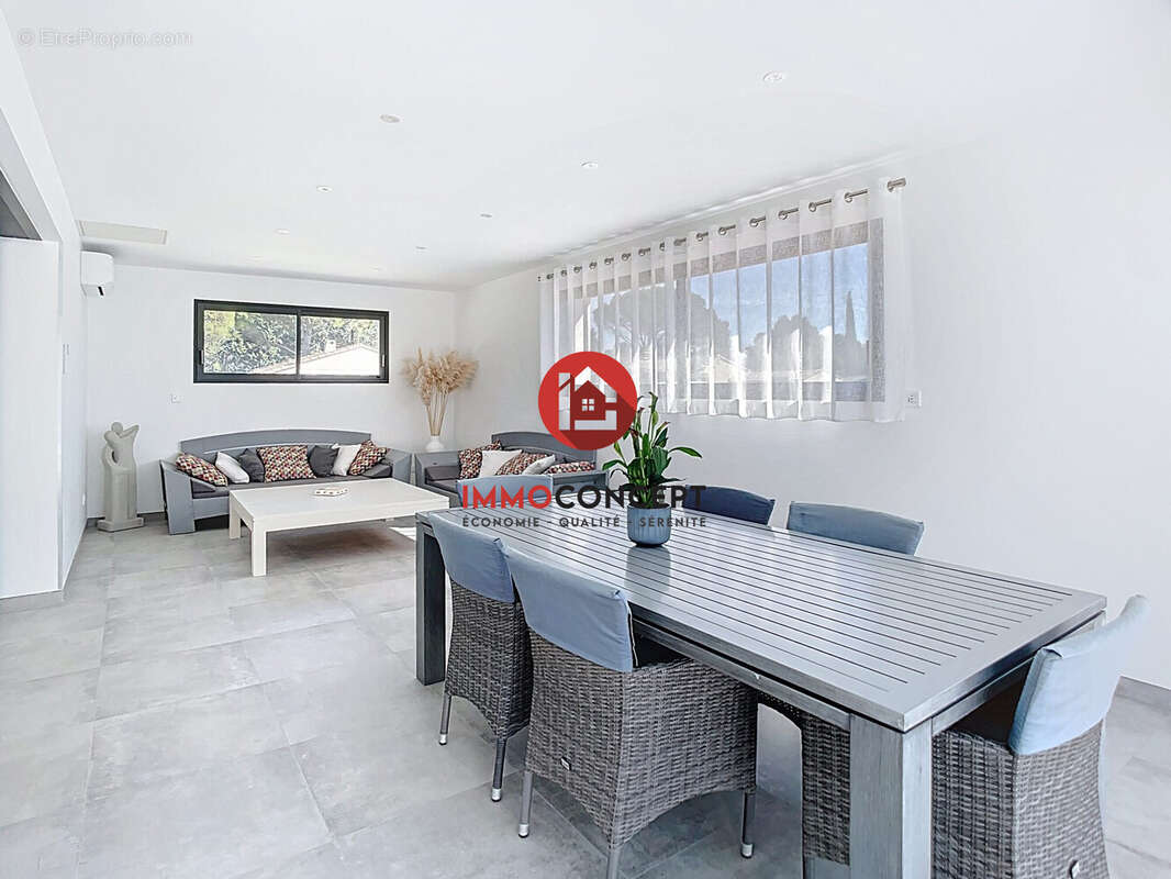 Salon d\&#039;été - Maison à PUJAUT