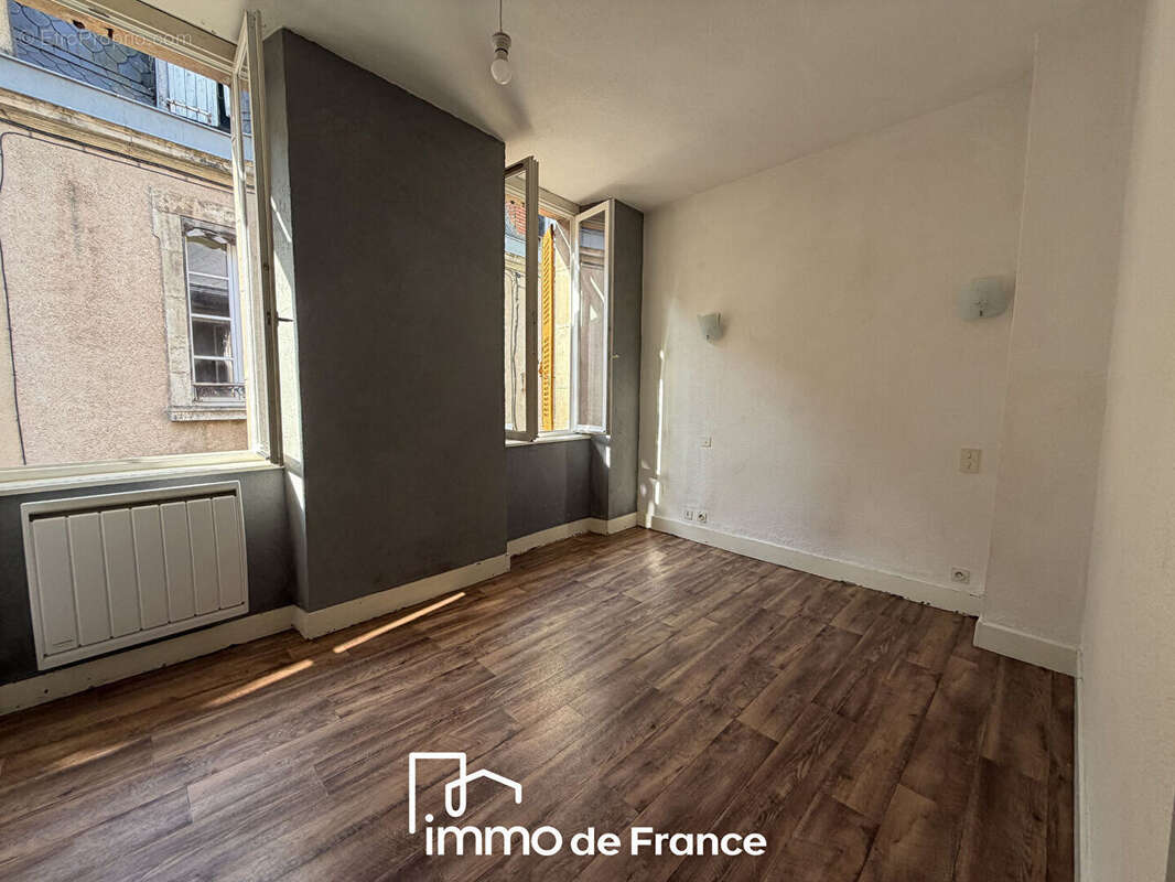 RODEZ Centre, Jolie Maison de ville T2 Bis - photo 8