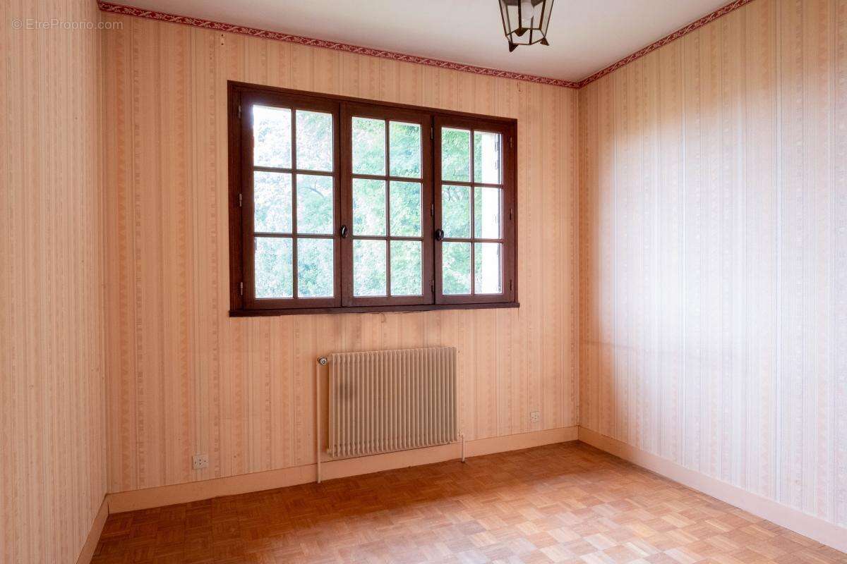 Maison à RIS-ORANGIS