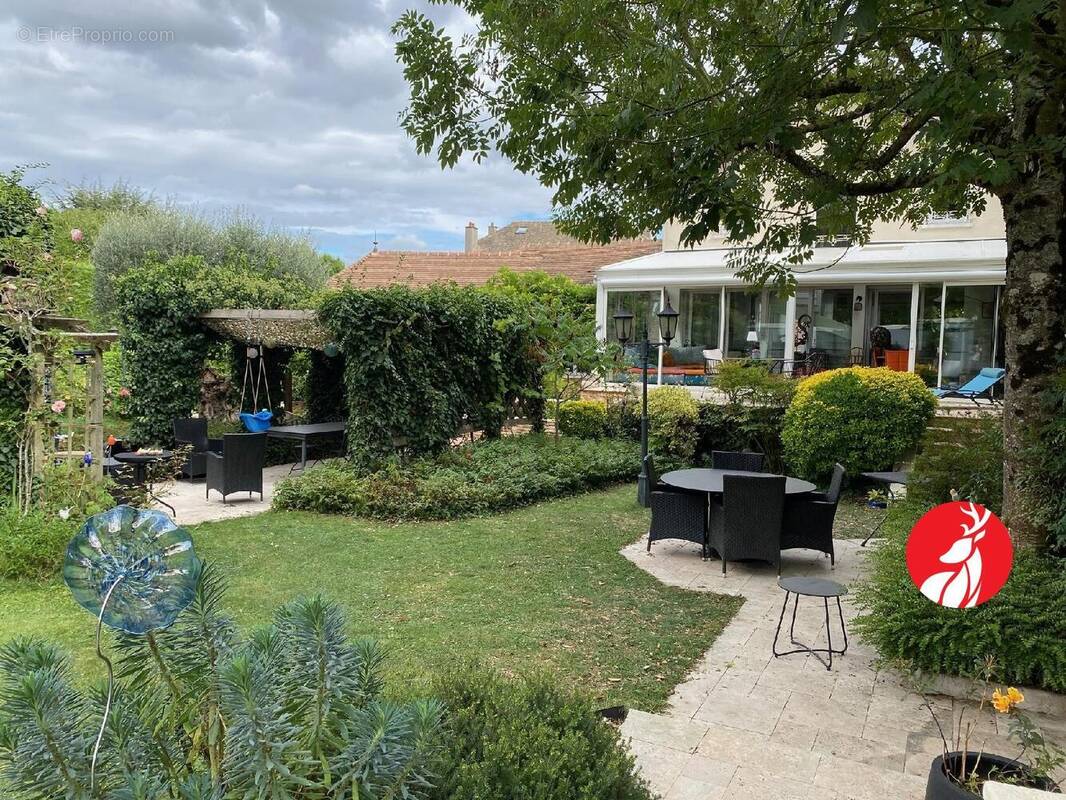 Maison à MILLY-LA-FORET