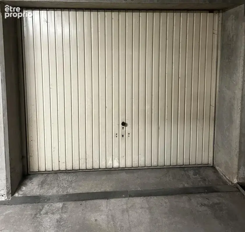 Parking à LYON-3E