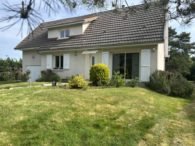 Maison à COUDROY