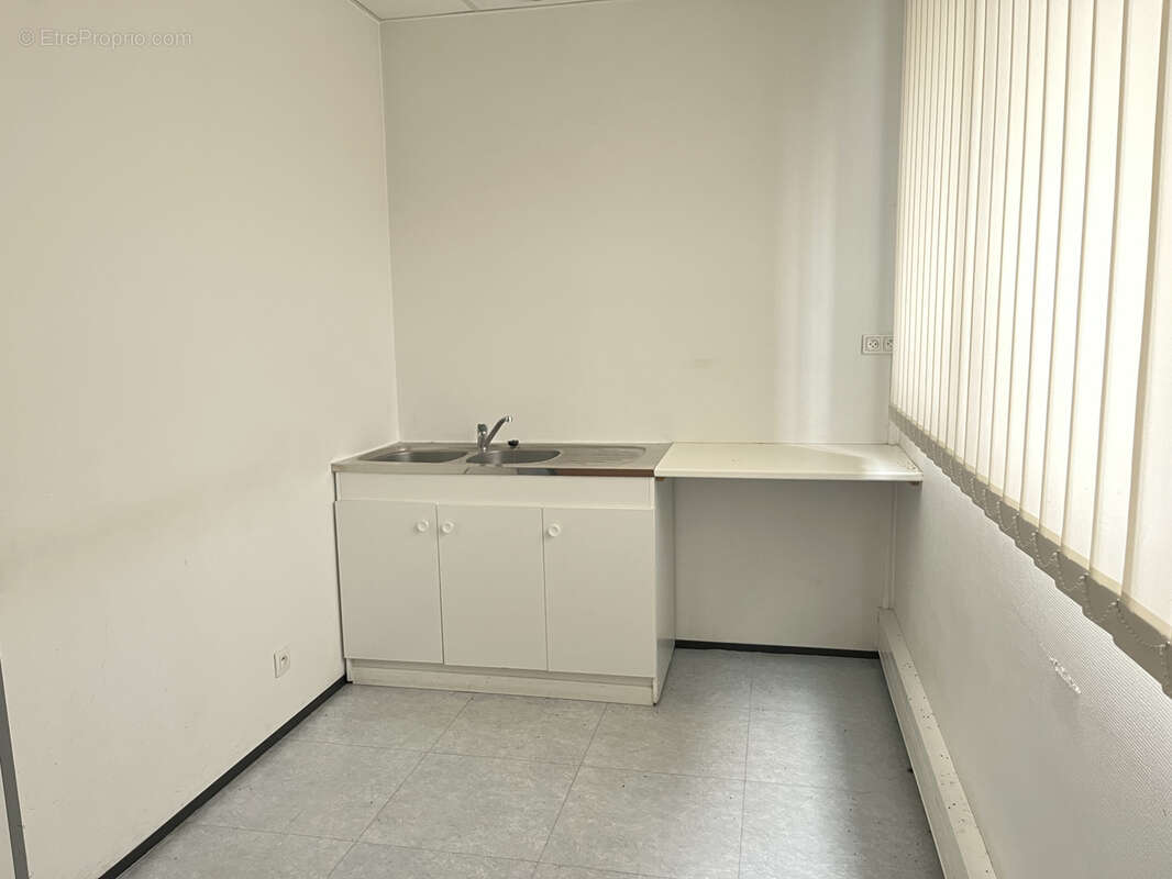 Commerce à SAINT-ETIENNE