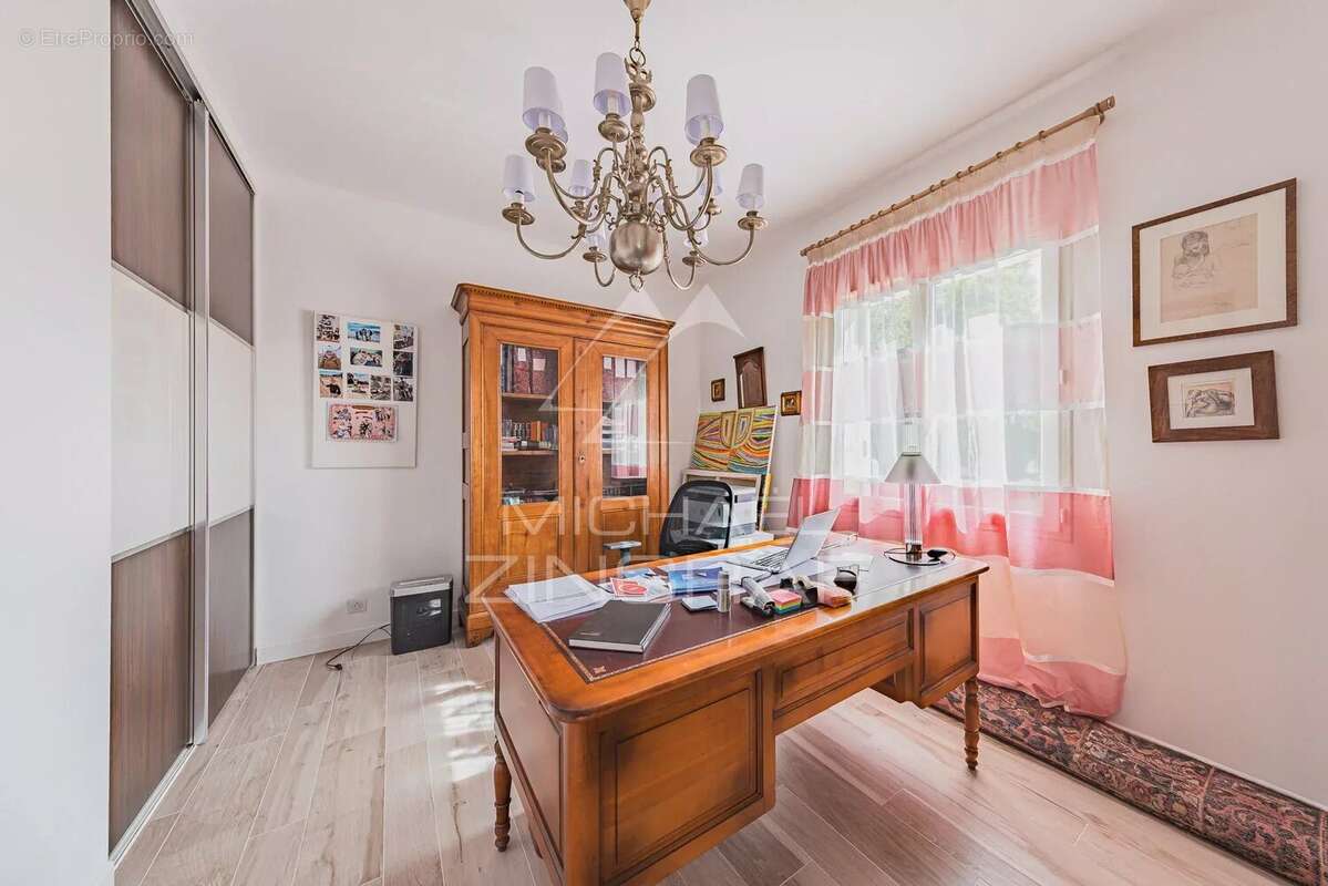 Maison à LE BOUSCAT