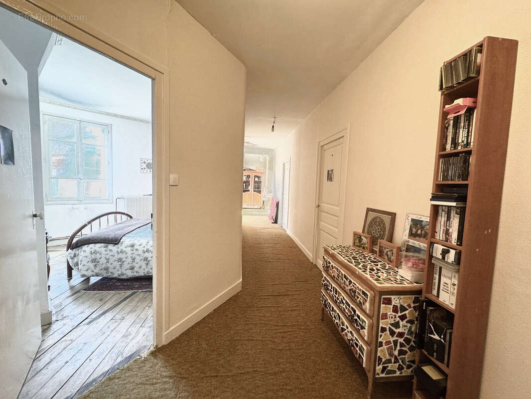 Maison à VILLEMONTAIS