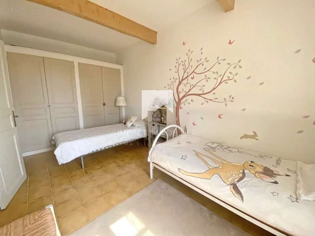 Maison à CARQUEIRANNE