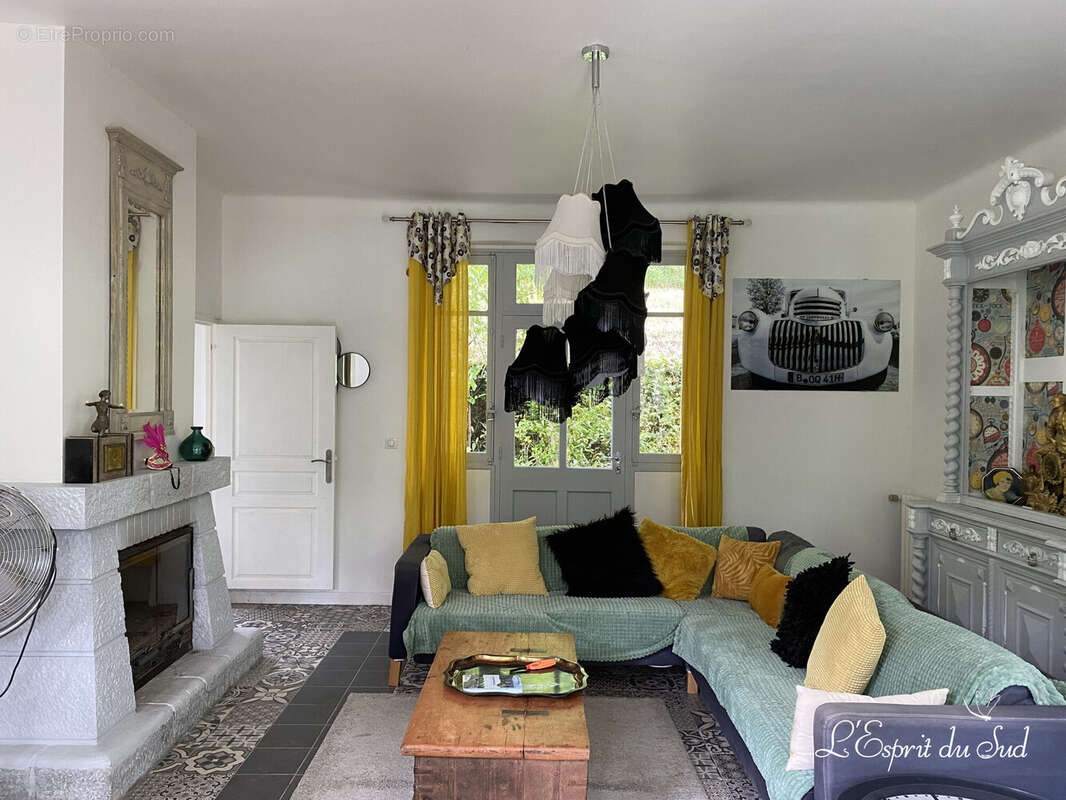 Maison 132 m² à Saint-Antonin-Noble-Val  - photo 6