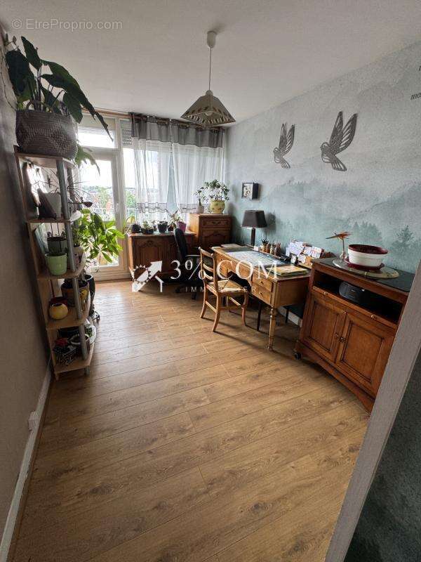 Appartement t3 avec garage, cave et balcon   hypercentre de - photo 9