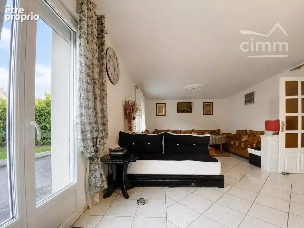 Grande maison, 5 chambres, VINEUIL - photo 5