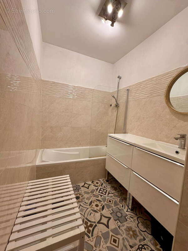 Appartement à VILLENEUVE-LOUBET