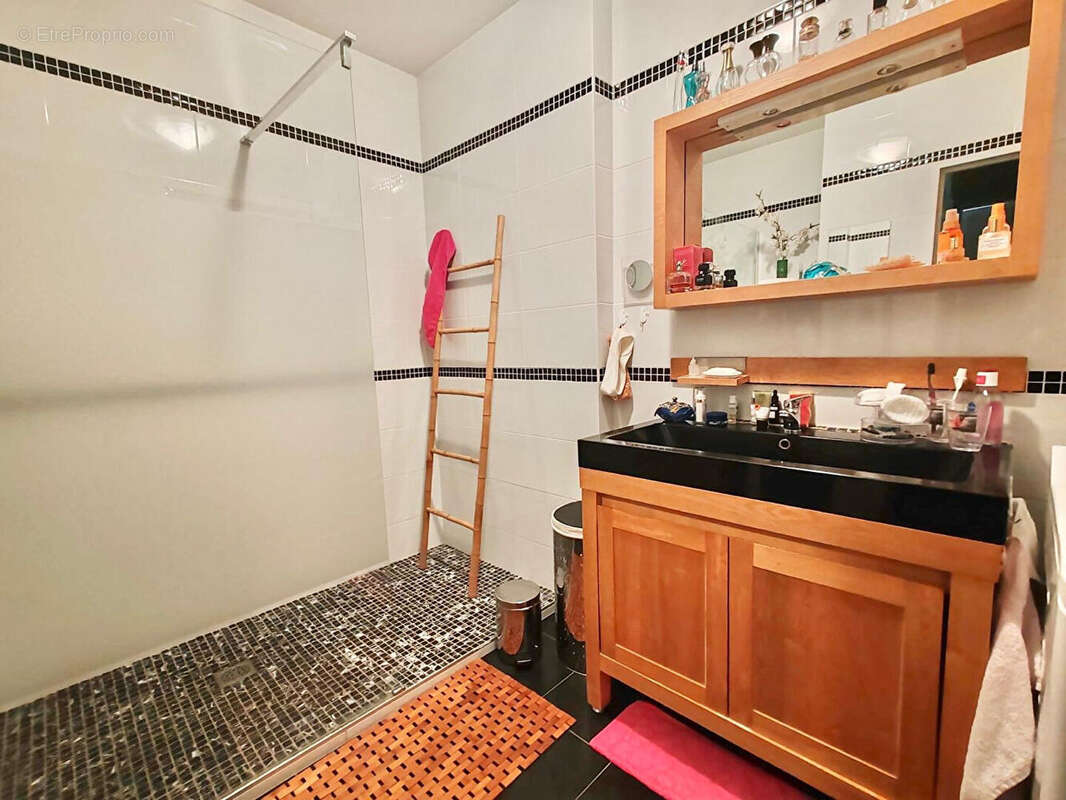 Appartement à SAINT-SEBASTIEN-SUR-LOIRE
