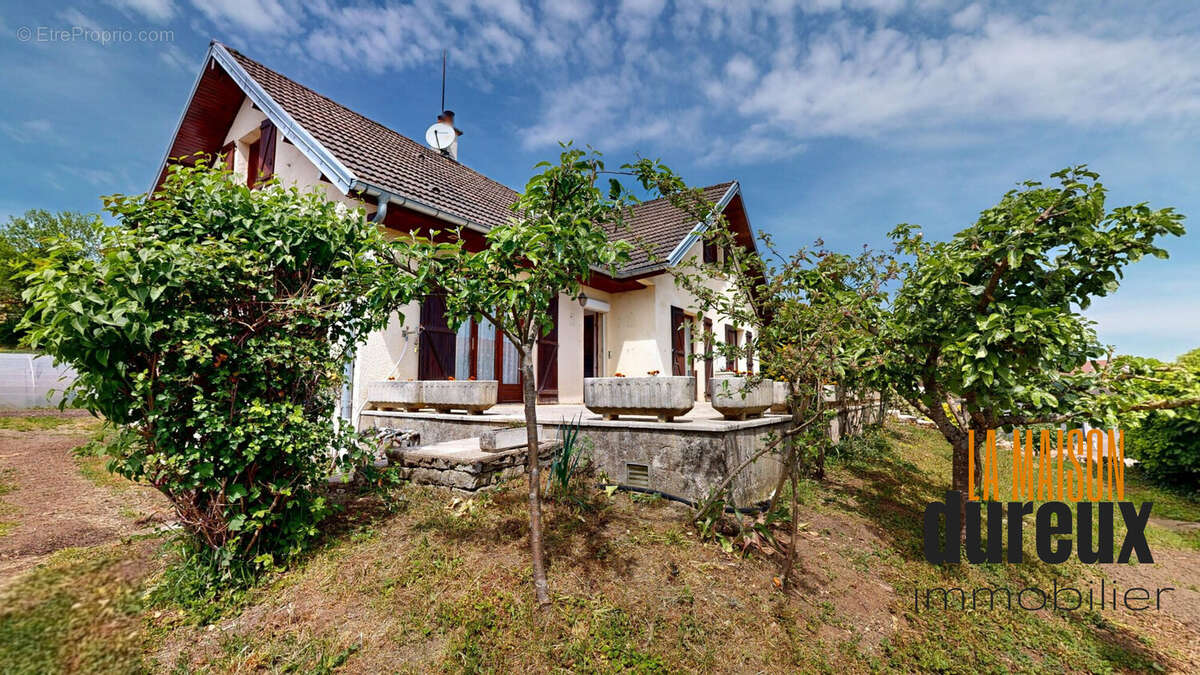 Maison à FONTAIN