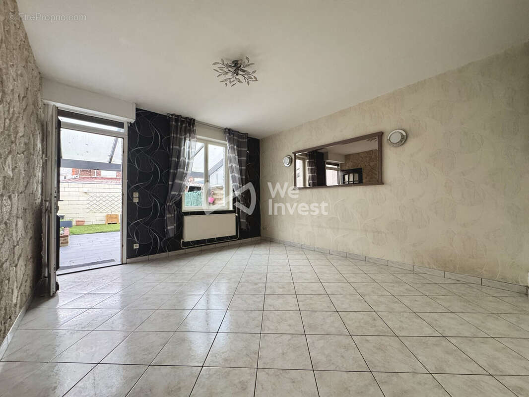 Maison 101 m² à Carvin  - photo 7