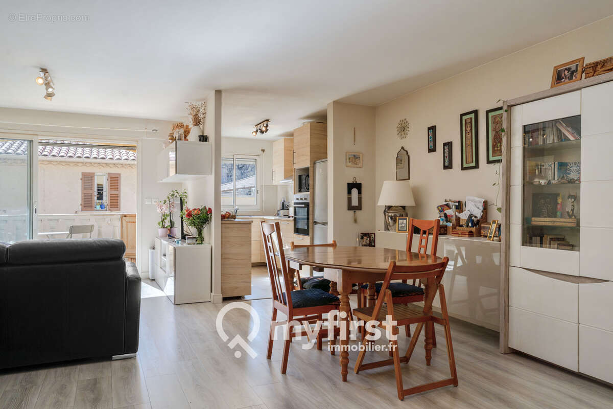 Appartement à LE PRADET