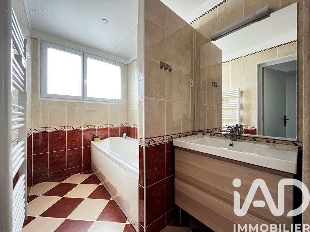 Photo 7 - Maison à LE PLESSIS-TREVISE