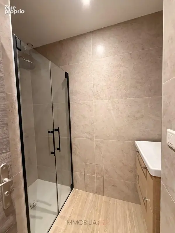 Maison niçoise entièrement rénovée, répartie en 5 appartements - photo 8