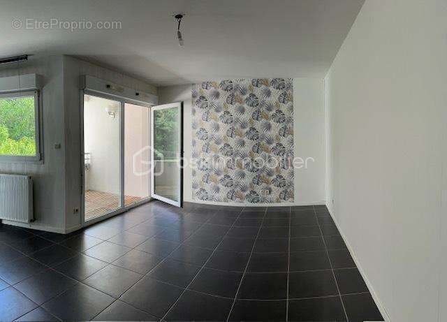 Appartement à PLOMBIERES-LES-DIJON