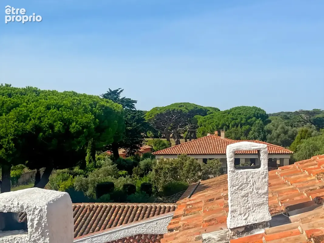 Appartement à vendre 4 pièces PORQUEROLLES (83), rare à la vente appartement 2 terasses et cave, vue et calme - photo 27