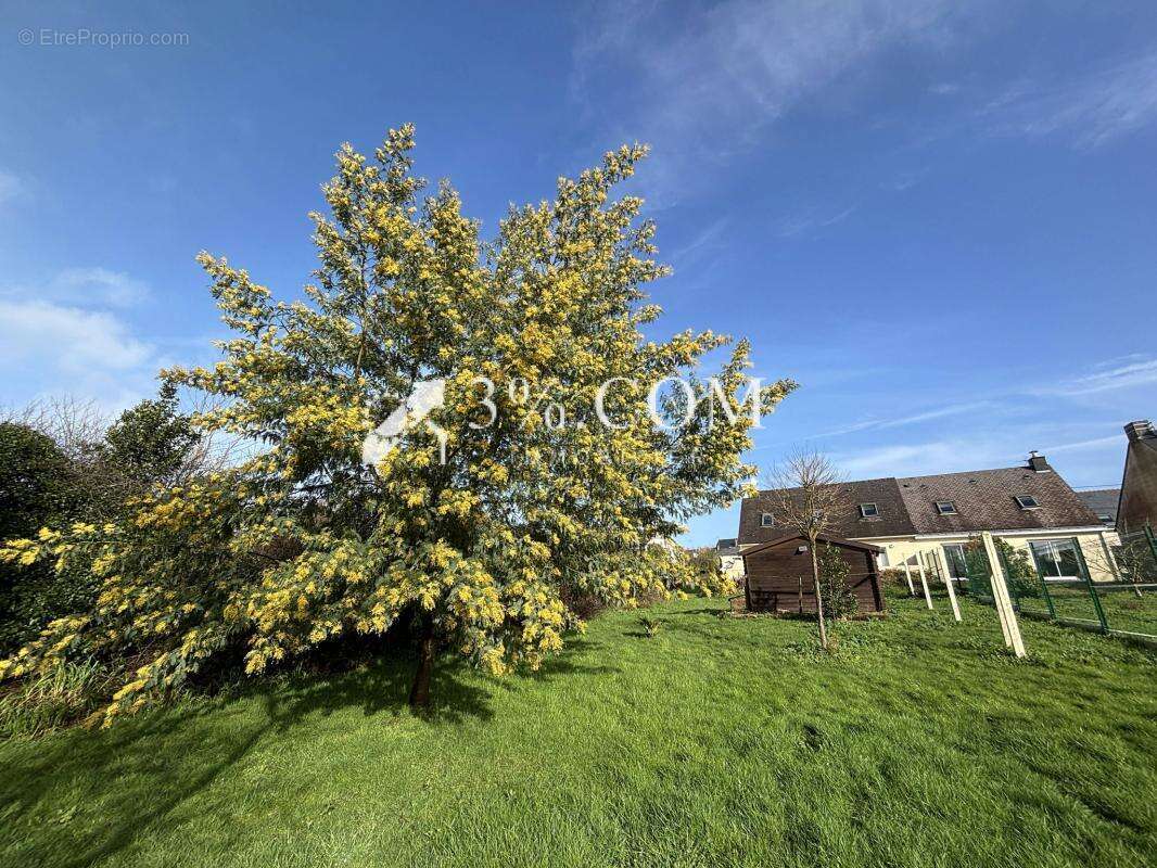 Maison à LA TURBALLE