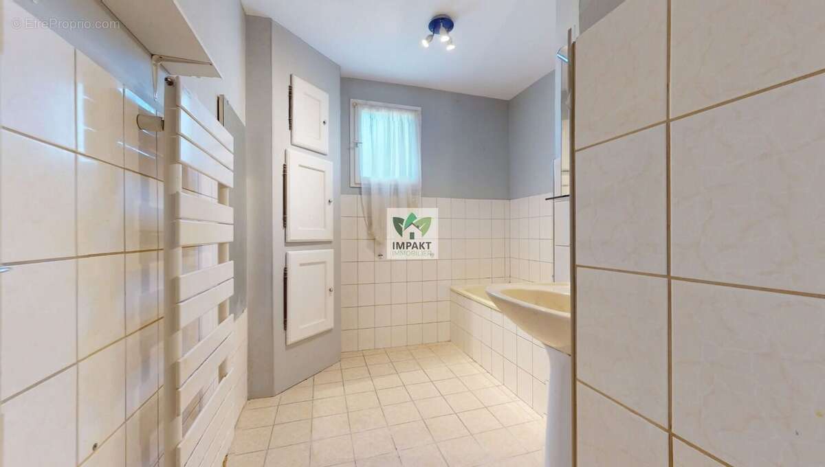 Maison à EVETTE-SALBERT