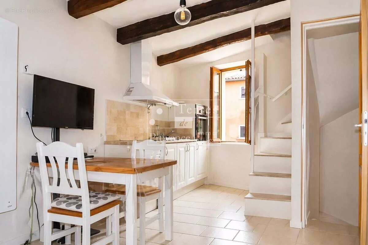 Maison à AUPS