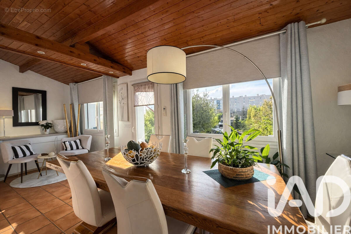 Photo 2 - Maison à CHAMPIGNY-SUR-MARNE