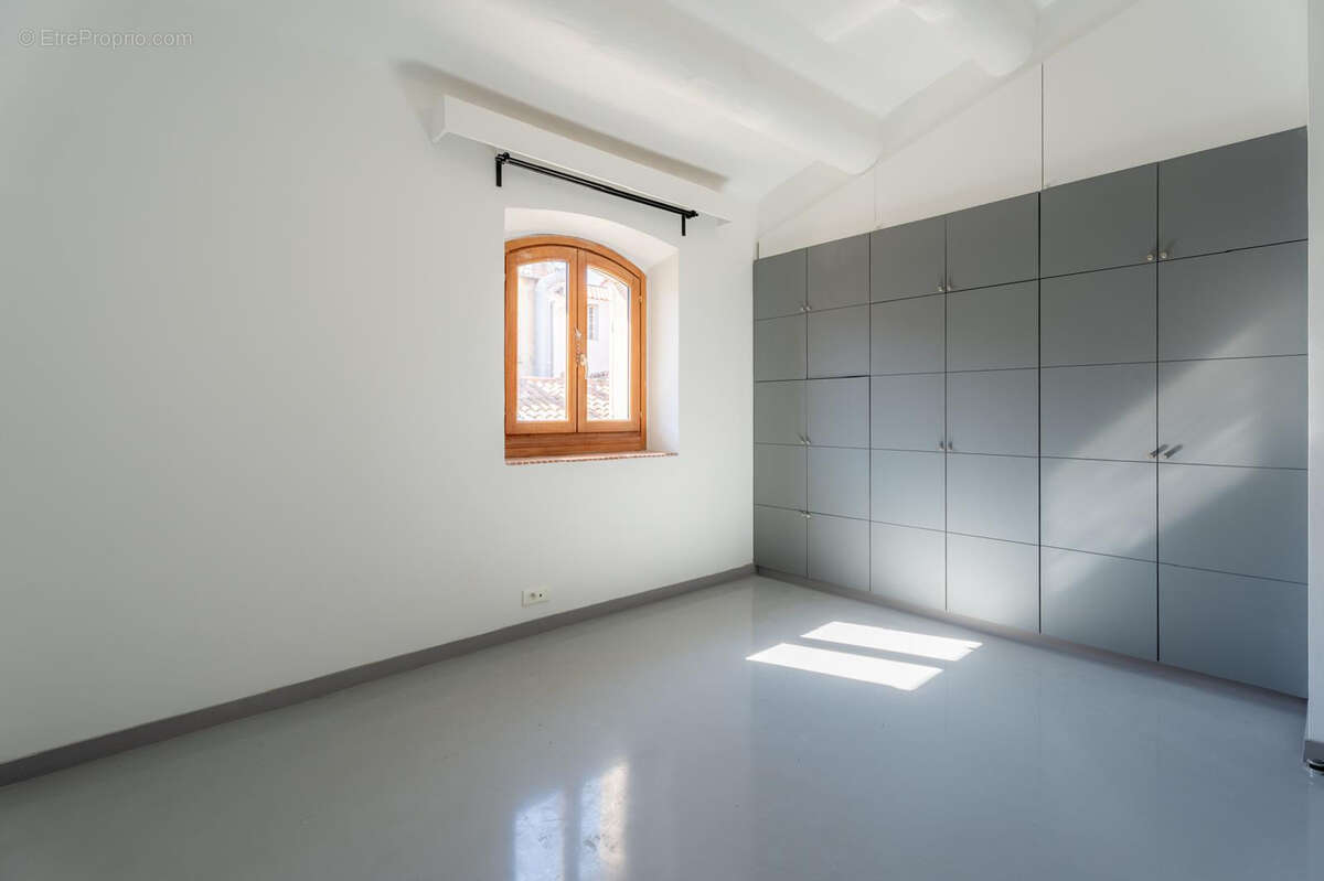Appartement à MARSEILLE-7E
