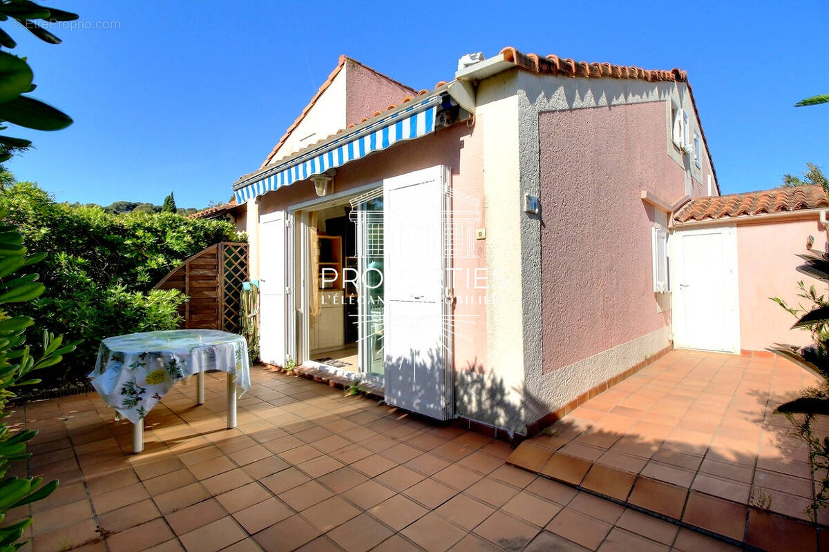 Appartement à LE LAVANDOU
