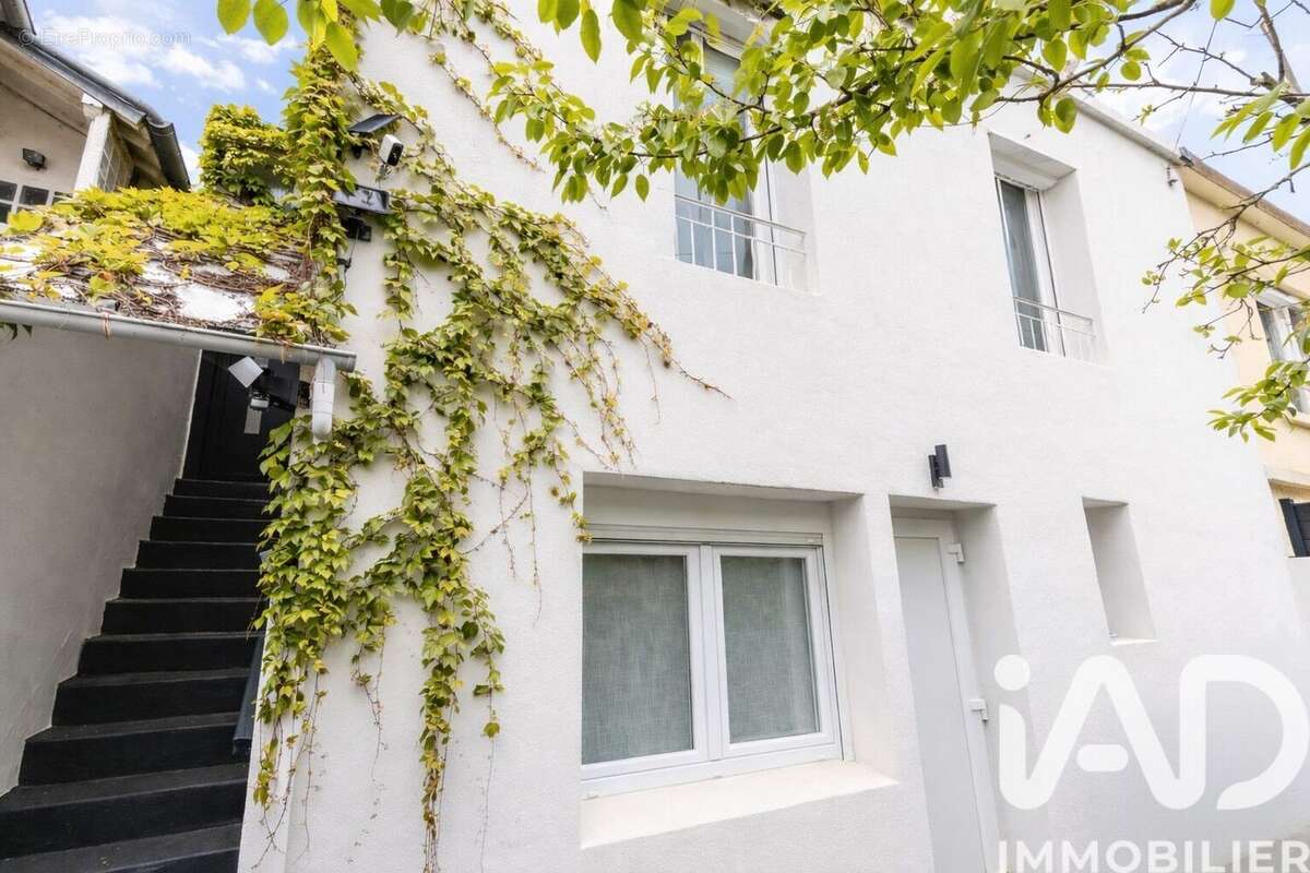 Maison 93 m² à Cachan  - photo 2