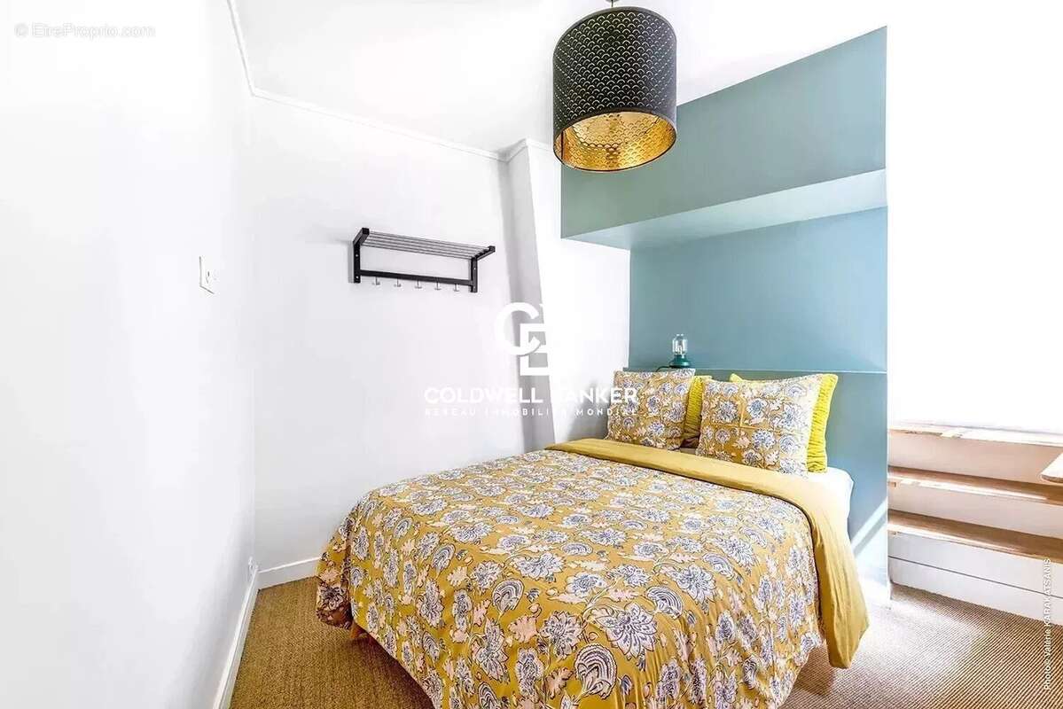 Appartement à PARIS-7E