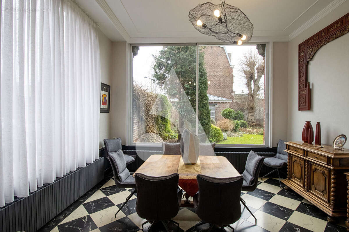 Maison à VALENCIENNES