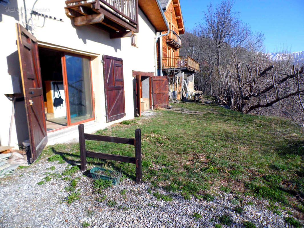 Appartement à SAINT-PONS