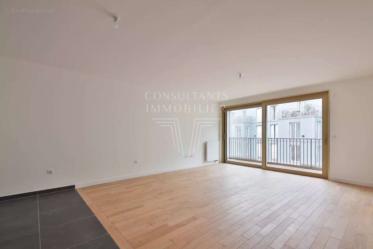 Appartement à PARIS-15E