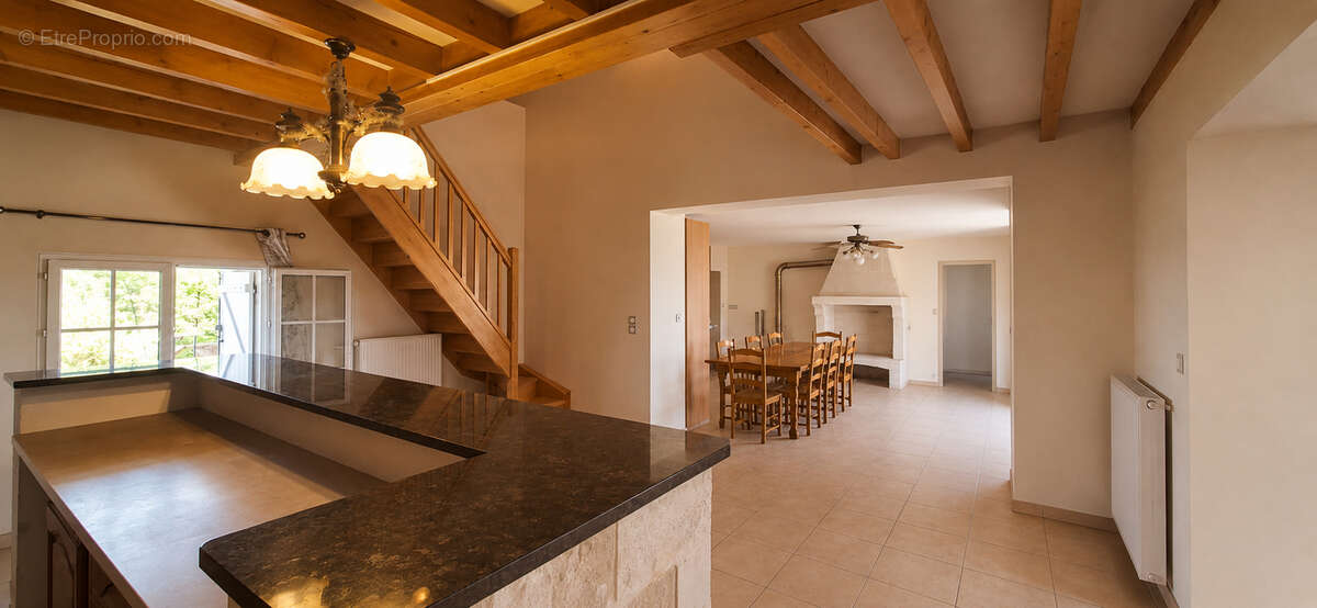 Maison à CRITEUIL-LA-MAGDELEINE
