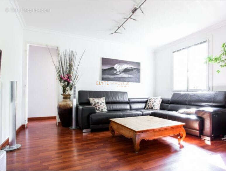Appartement 72 m² à Marseille-9e  - photo 6