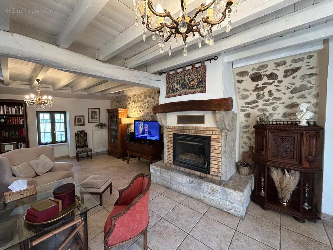 Photo 8 - Maison à FLEURIEL