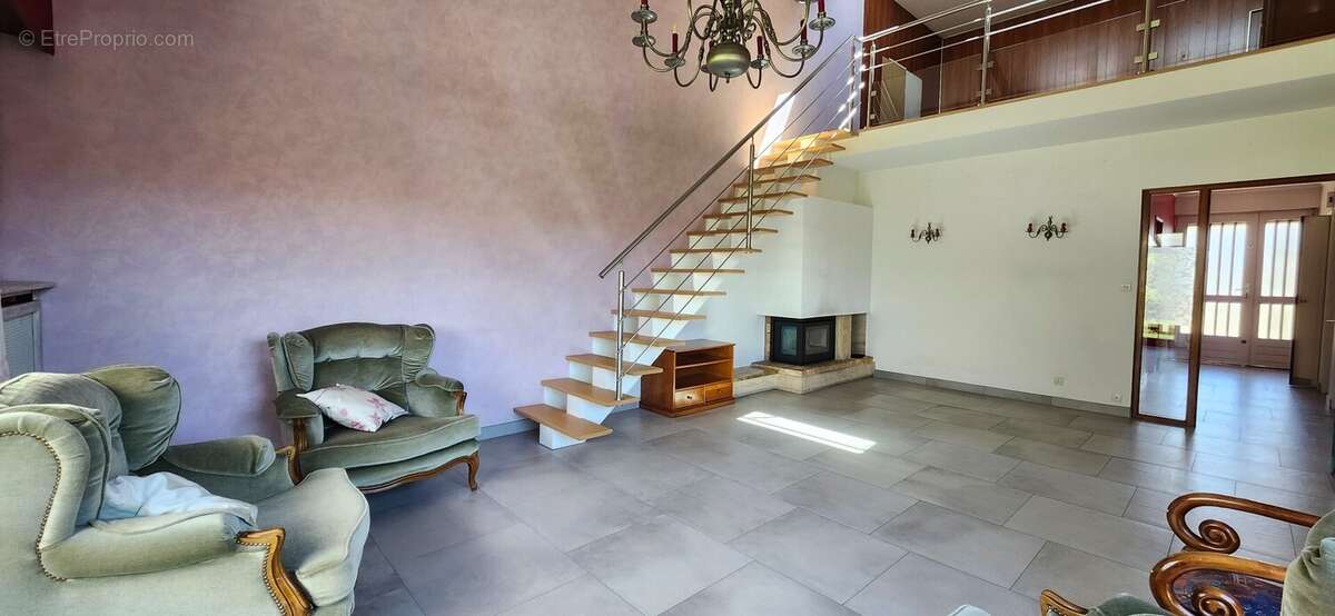 Maison 110 m² à Henin-Beaumont  - photo 5