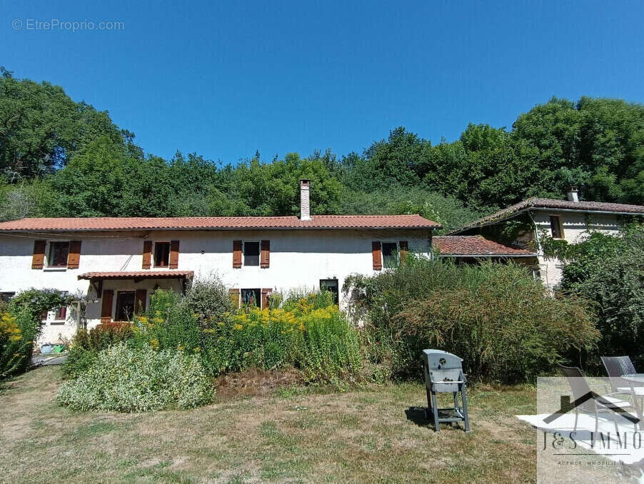 Maison à SAINT-MAURICE-DES-LIONS