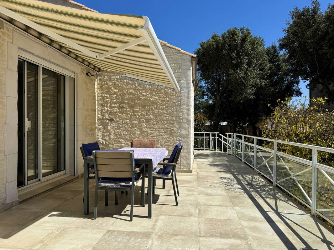 Maison à NIMES