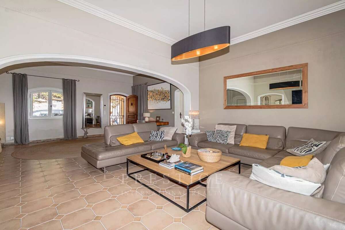 Le Tignet, Villa 4 chambres, plain pied, piscine, vue mer - photo 12