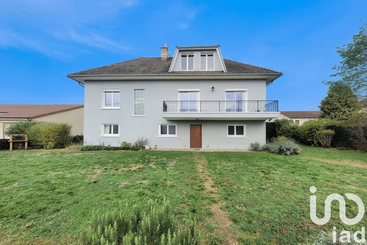 Photo 1 - Maison à MABLY