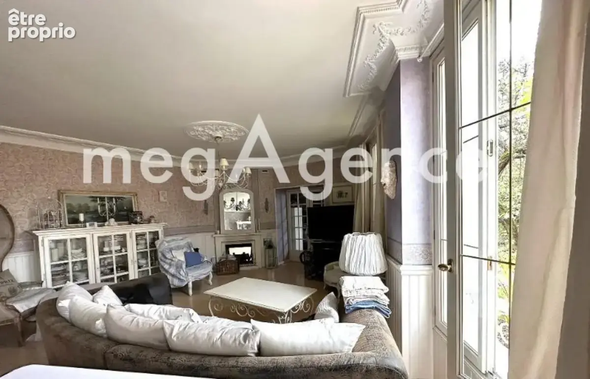 Maison familiale - 7 pièces à Neuilly Plaisance - photo 4