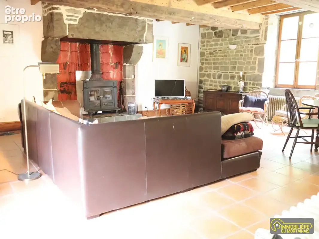 Maison 5 pièces 186 m² à vendre à Sourdeval (50150) - photo 2